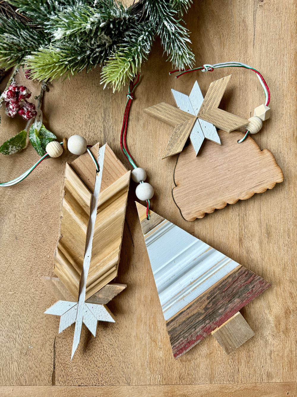 Ornament 2024 Set 12