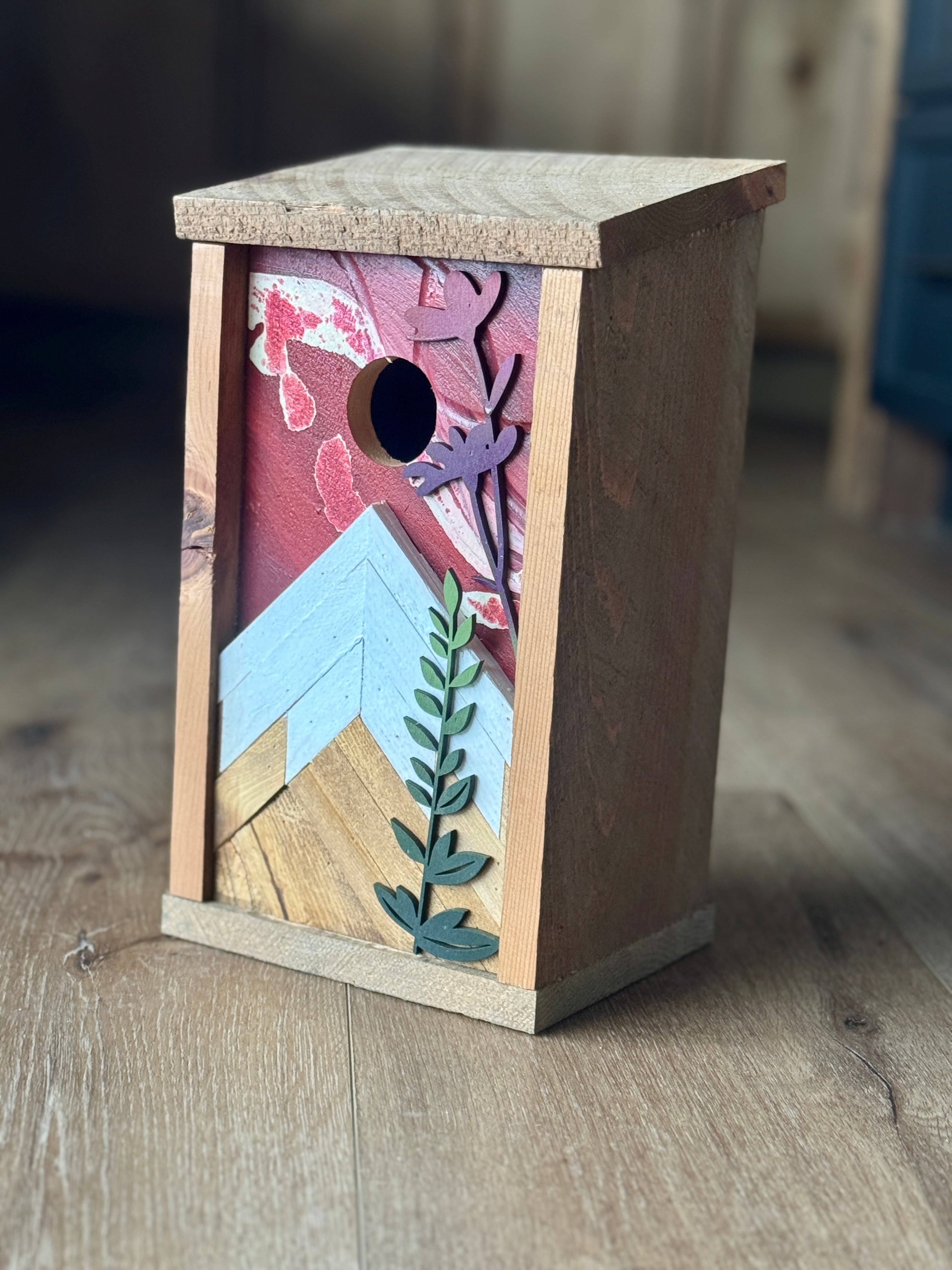 Birdhouse 18