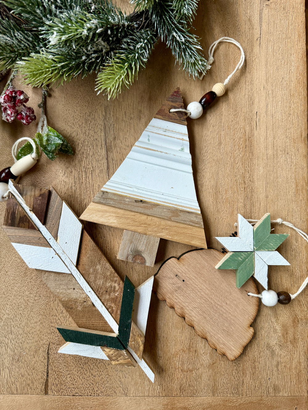 Ornament 2024 Set 1