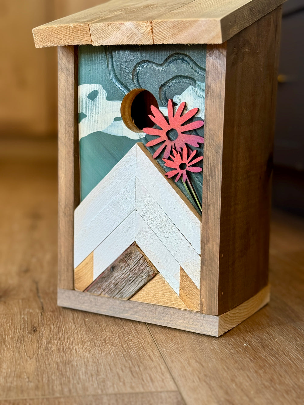 2025 Bonus Birdhouse 10