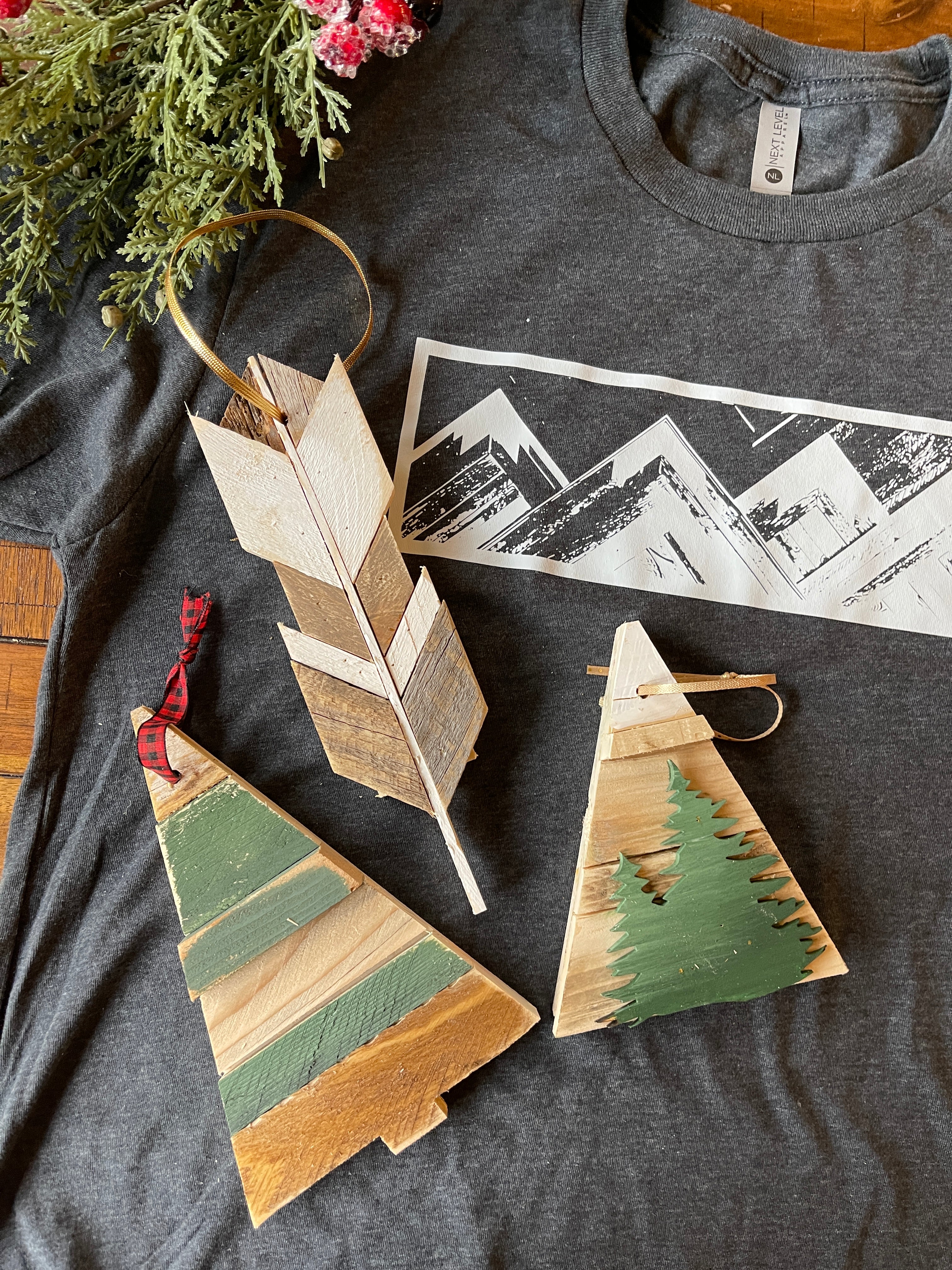 Mountains Be Jolly Gift Set