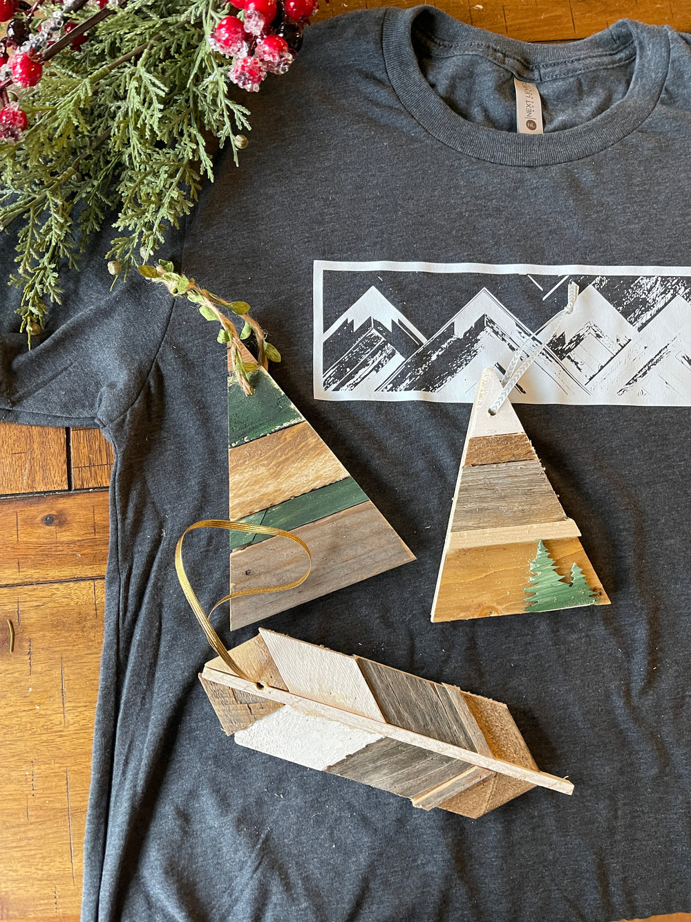 Mountains in Lights Gift Set